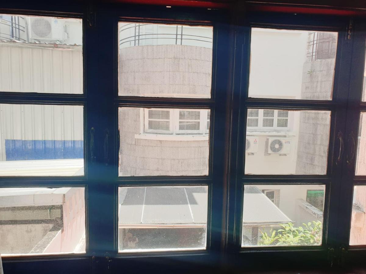Kru Nat'S Bed & Breakfast W/ Private Rooms & Gym Bangkok Exterior foto